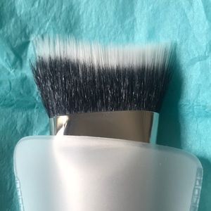 Mac Angled Brush